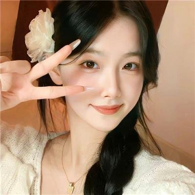 穿黑衣的女孩